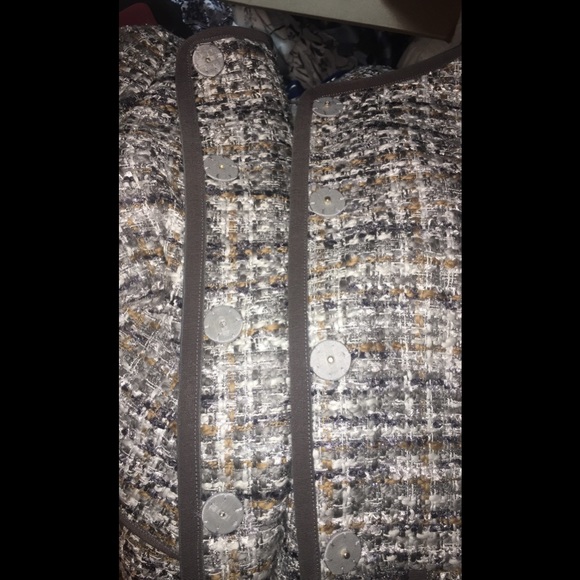 ❌SOLD❌NWT Herno short tweed jacket ✨RARE✨ - Picture 5 of 6